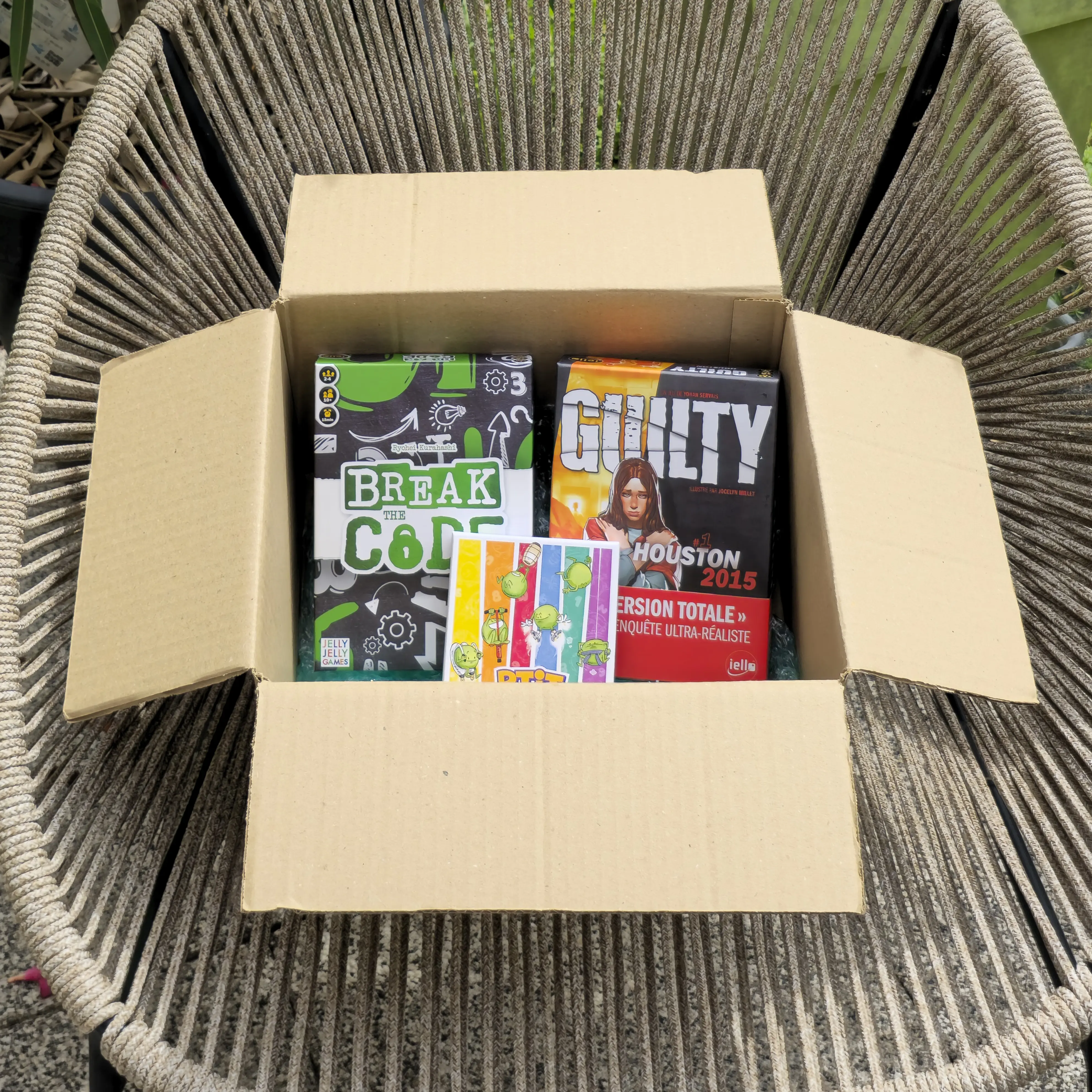 Stratégie et Aventure — contenu de la box